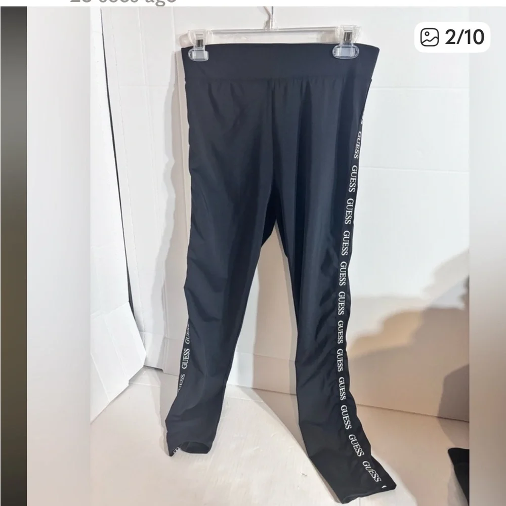 Guess Black High-Waisted Women leggings - Picture 2 of 7